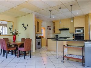 3 Bed House in Sunnyrock