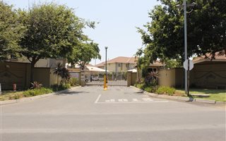 2 Bedroom Apartment in Atlasville