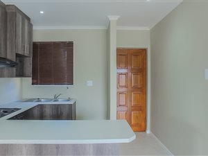 2 Bed House in Fairview