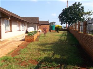5 Bed House in Fairbreeze
