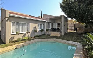 3 Bedroom House in Paulshof