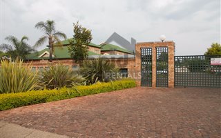 1 Bedroom Apartment in Rietfontein