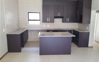 2 Bedroom Apartment in Victory Park