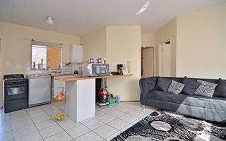 2 Bedroom Apartment in Princess AH