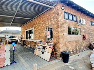 250 m² Industrial space in Pretoria North