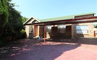 3 Bedroom House in White River AH