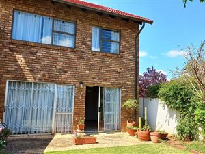 3 Bed Apartment in Farrarmere