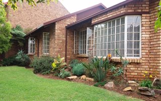 3 Bedroom House in Dalpark