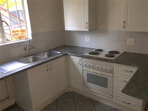 2 Bed Apartment in Highveld