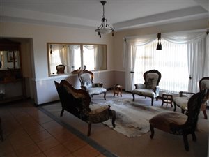 5 Bed House in Kiepersol