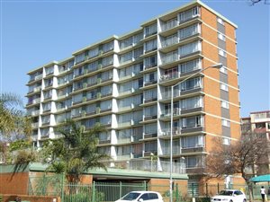 0.5 Bed Flat in Sunnyside