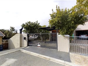 3 Bed House in Mountainside