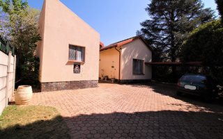 3 Bedroom House in Weltevreden Park