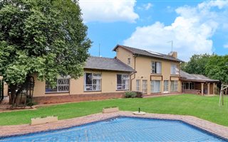 5 Bedroom House in Ruiterhof