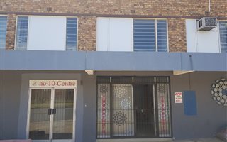 744 m² Commercial space in Krugersdorp Central