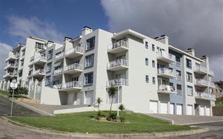 3 Bedroom Apartment in Dana Bay