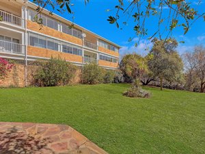 3 Bed Apartment in Florida Hills
