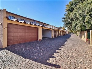 3 Bed Duplex in Aston Manor