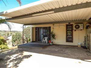 3 Bed House in Clare Estate