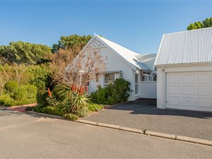 3 Bed House in Mostertsdrift