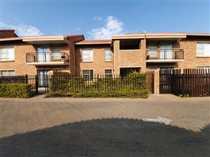 2 Bed Apartment in Elarduspark