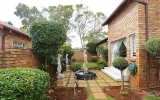 2 Bedroom Townhouse in Fairland
