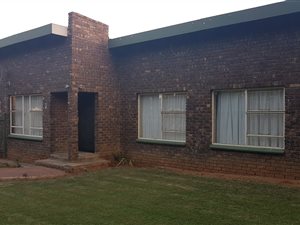 3 Bed House in Riamarpark