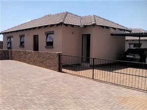3 Bed Townhouse in Chantelle