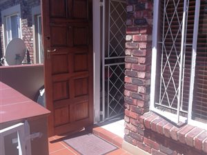2 Bed Apartment in Edenglen