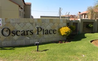 2 Bedroom Townhouse in Tijger Valley and surrounds