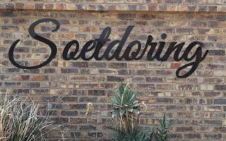 2 Bedroom Flat in Mantevrede