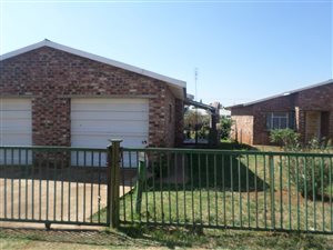 4 Bed Flat in Ventersdorp
