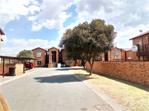 2 Bed Apartment in Honey Park