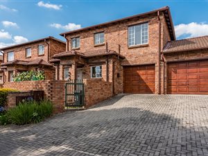 3 Bed Townhouse in Radiokop