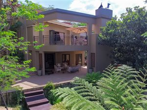 5 Bed House in Constantia Park