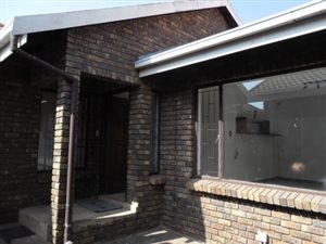 3 Bed House in Lyttelton Manor