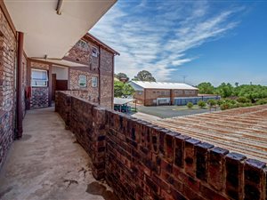 2 Bed Apartment in Three Rivers East