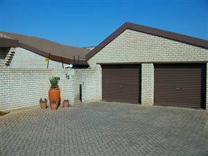 3 Bed Simplex in Monument