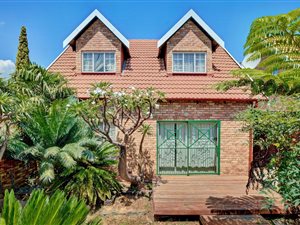 3 Bed Townhouse in Bromhof