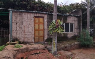 1 Bedroom Garden Cottage in Montclair