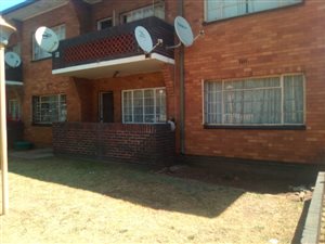 3 Bed Apartment in Driehoek