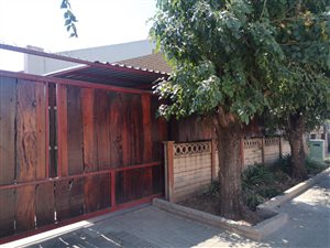 4 Bed House in Heidedal