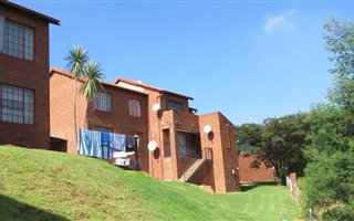 3 Bedroom Townhouse in Elandspark