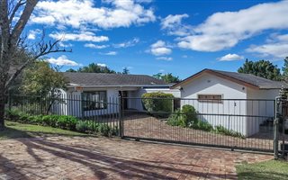 4 Bedroom House in Somerset Heights