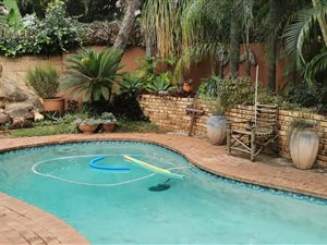 5 Bed House in Safari Gardens