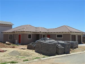 3 Bed House in Modderbee