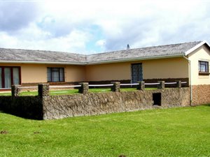 4 Bed House in Banners Rest