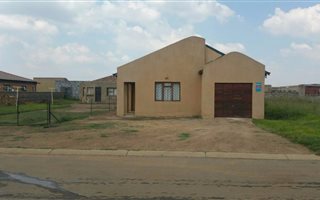 3 Bedroom House in Geluksdal