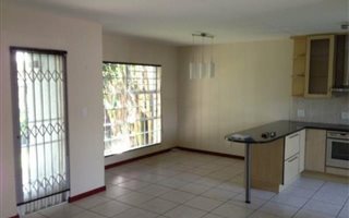 2 Bedroom Duplex in Freeway Park
