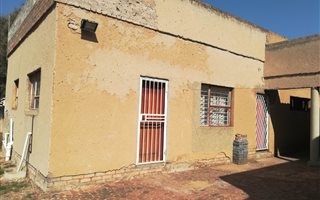 1 Bedroom Apartment in Sharon Park